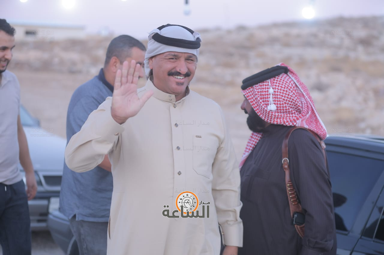 Madar Al-Saa Images 0.4939205453599398