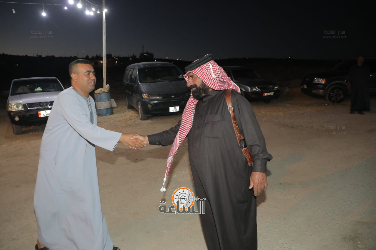 Madar Al-Saa Images 0.8976838227742049