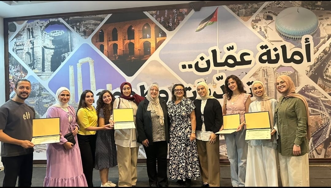 Madar Al-Saa Images 0.49554896112216895