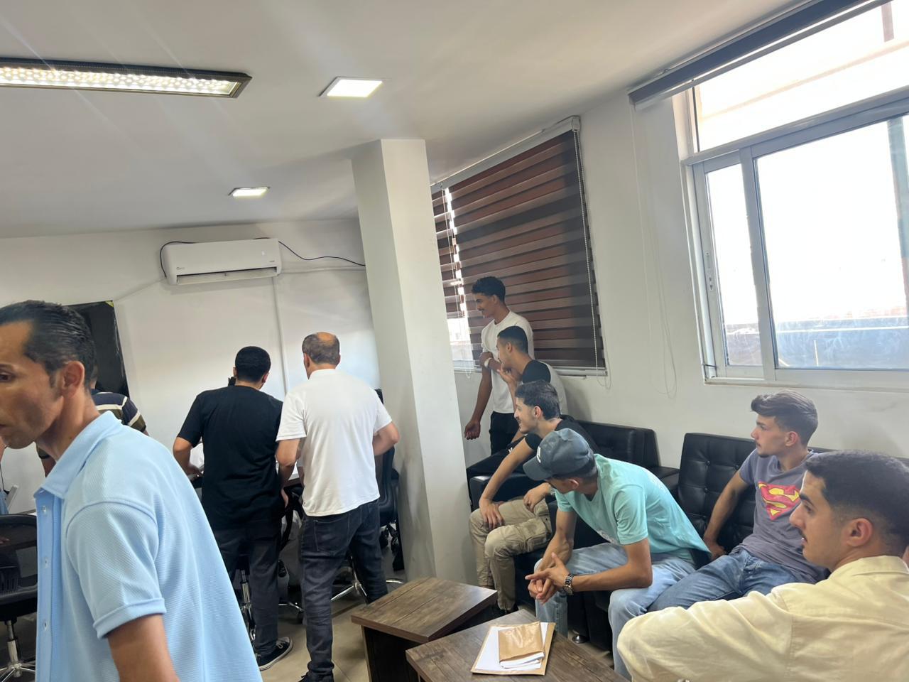 Madar Al-Saa Images 0.49710623453320724