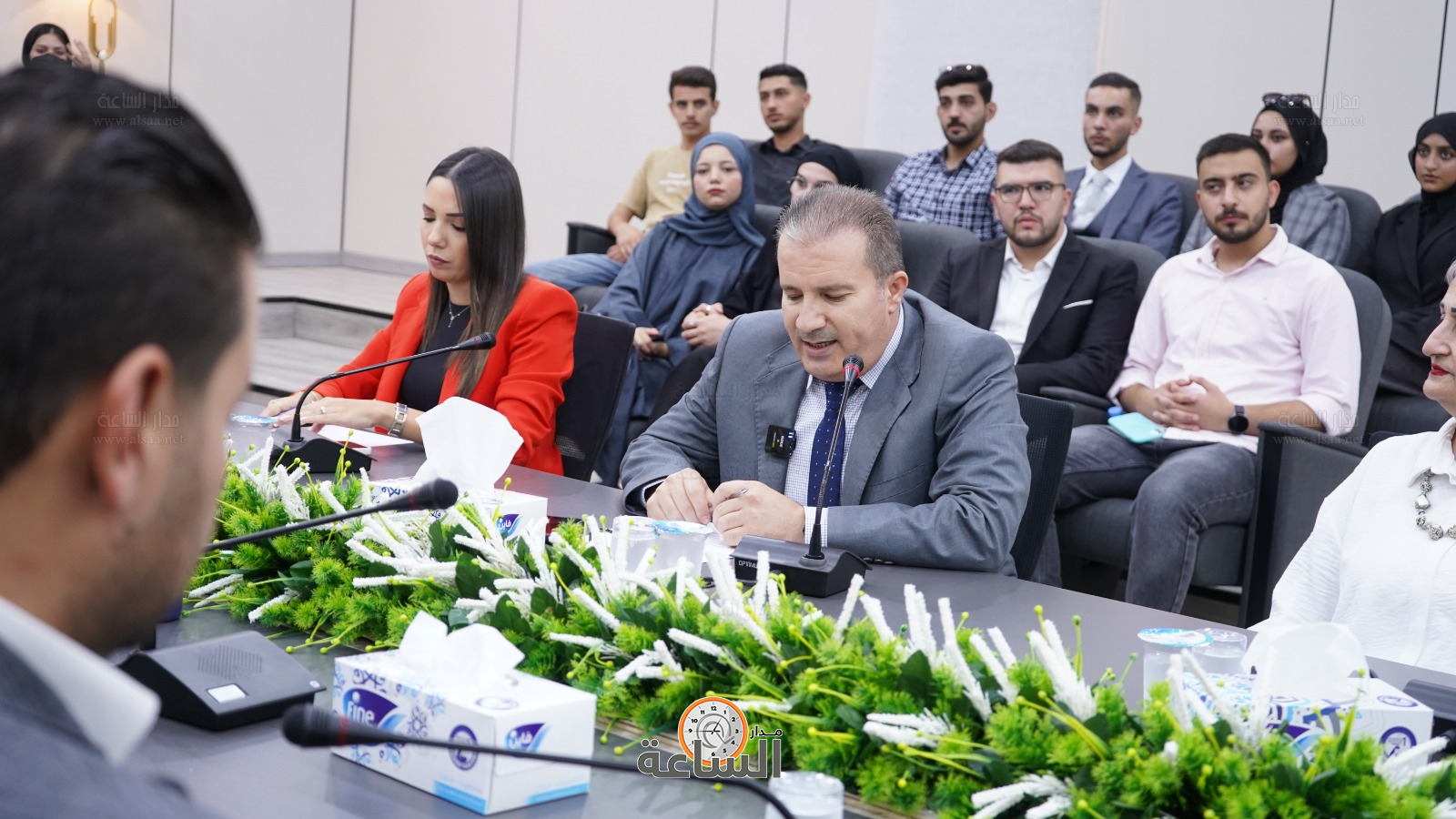 Madar Al-Saa Images 0.3349202903090639