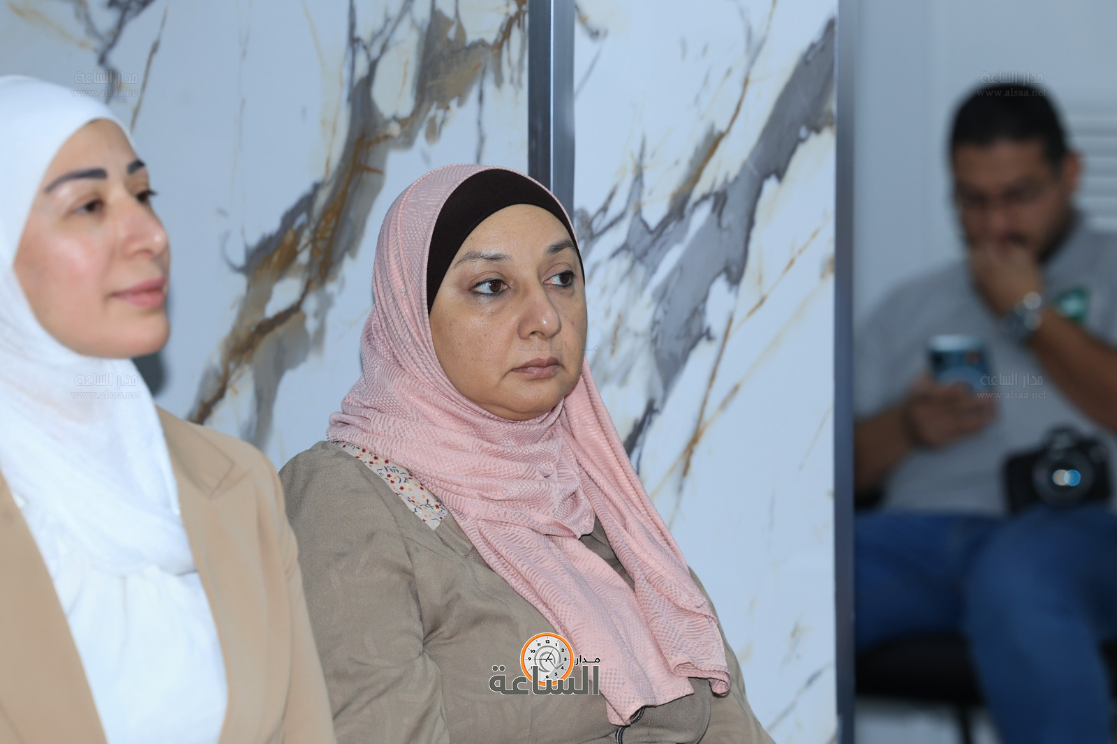 Madar Al-Saa Images 0.48973301637542843