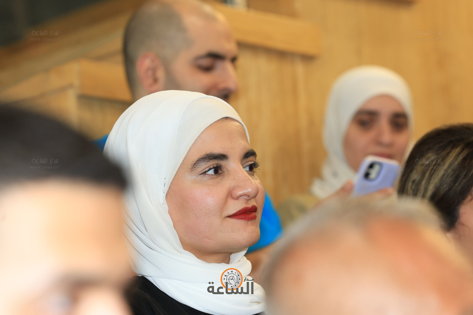 Madar Al-Saa Images 0.46417123875216315