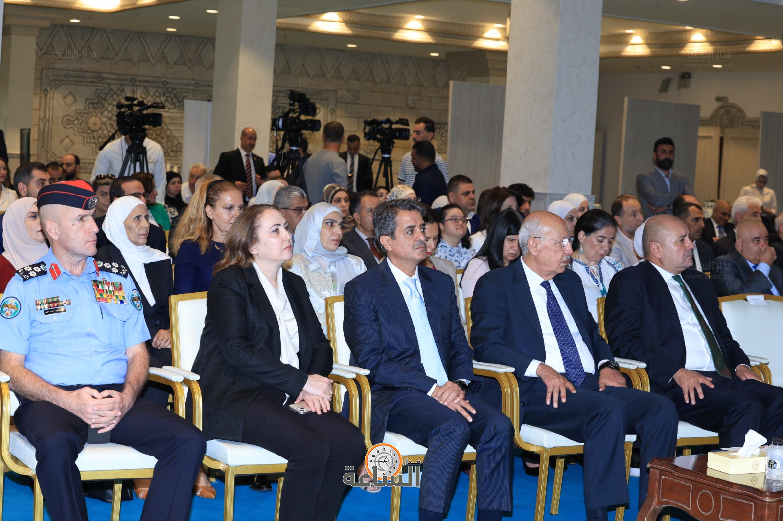 Madar Al-Saa Images 0.5403827768373448