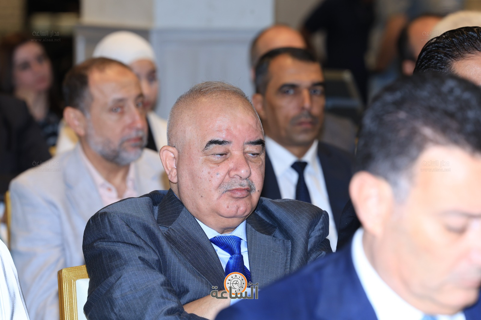 Madar Al-Saa Images 0.6654057146138492