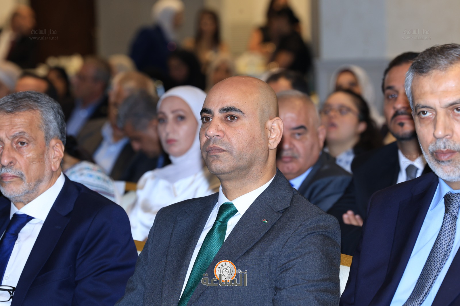 Madar Al-Saa Images 0.3514651731063163