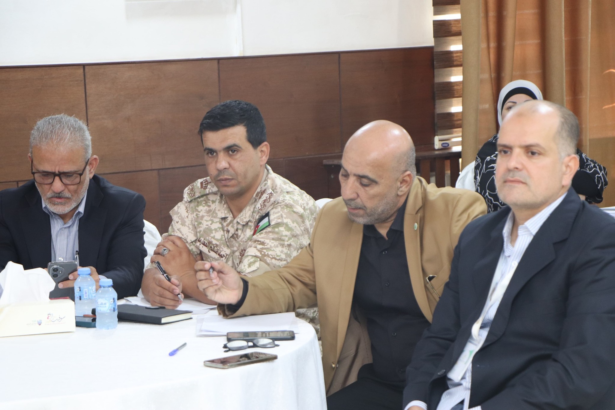 Madar Al-Saa Images 0.40050447014228574