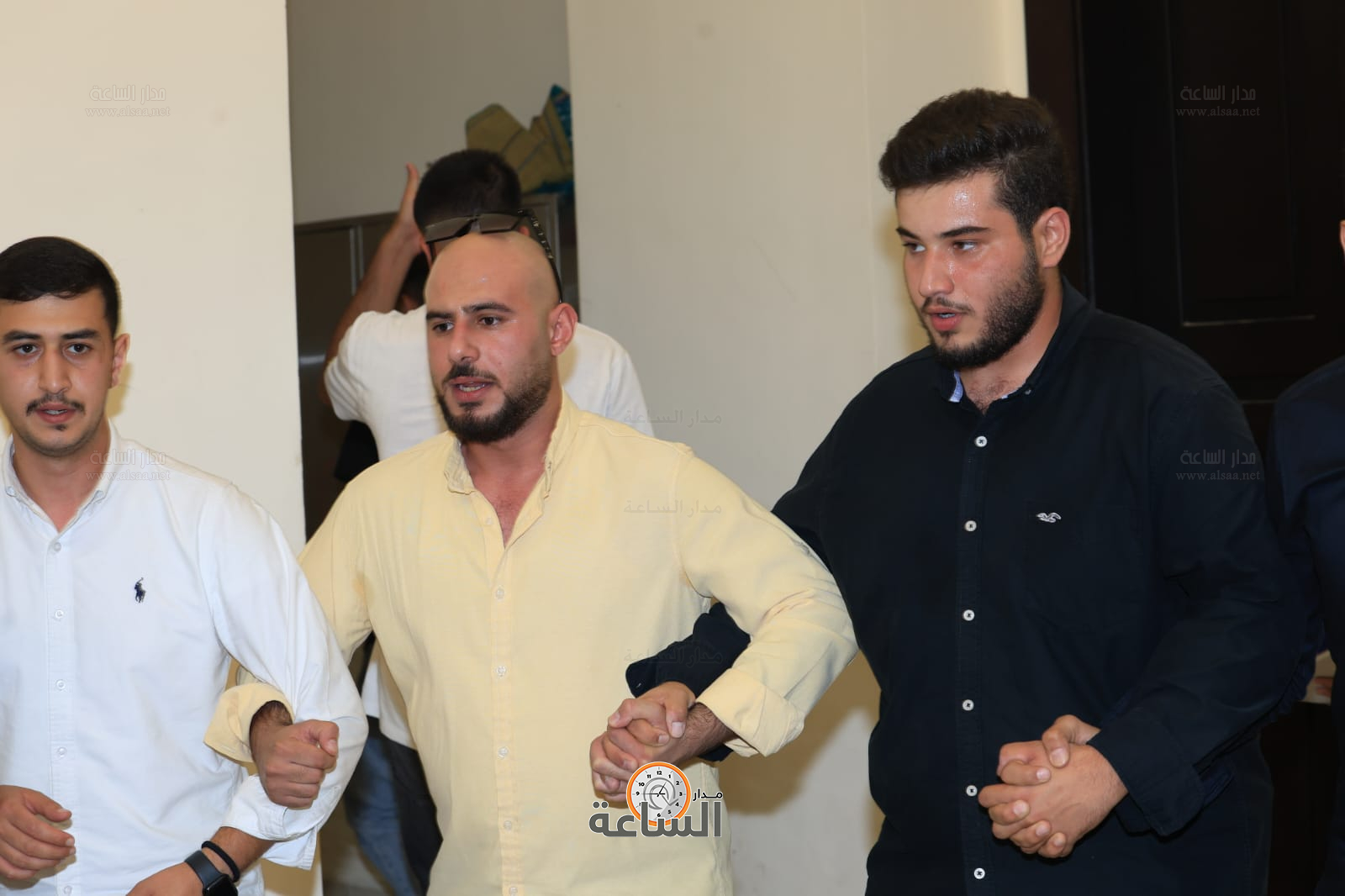 Madar Al-Saa Images 0.01064546270059541