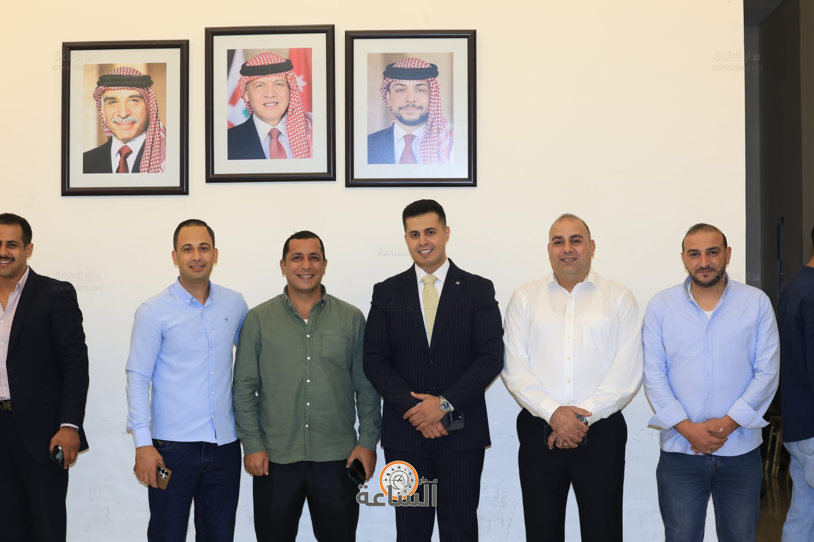 Madar Al-Saa Images 0.610575642739687