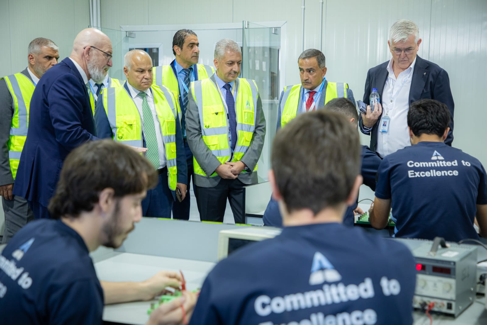 Madar Al-Saa Images 0.36427623386824015