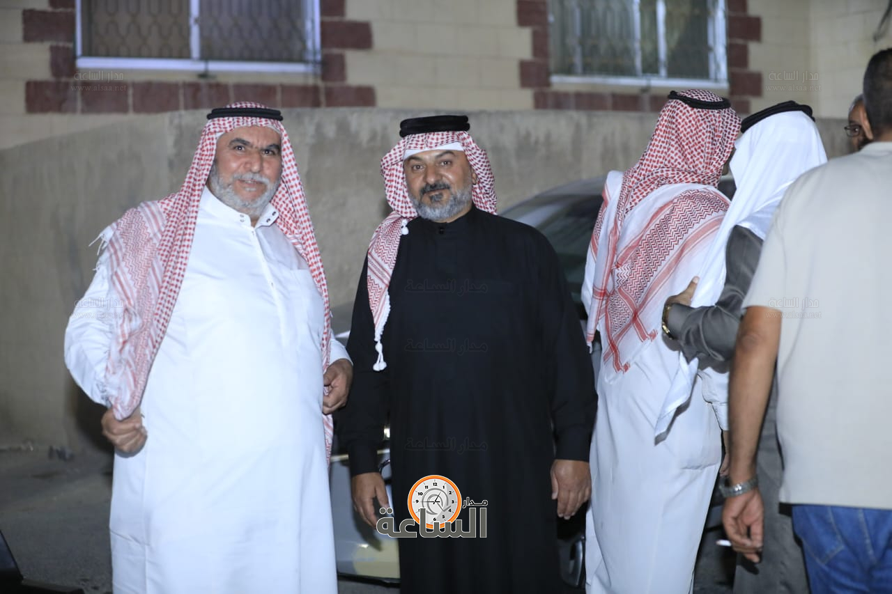 Madar Al-Saa Images 0.8420457327584253