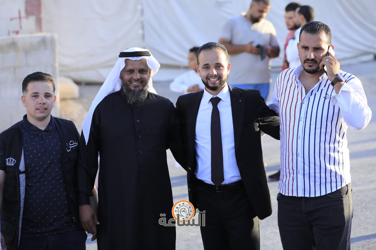 Madar Al-Saa Images 0.45094117259481403