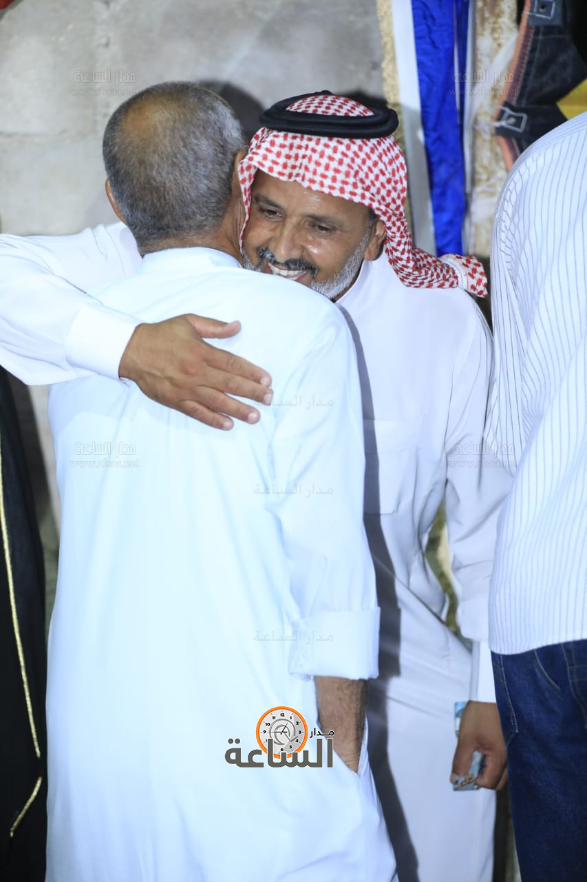 Madar Al-Saa Images 0.7541356234227989