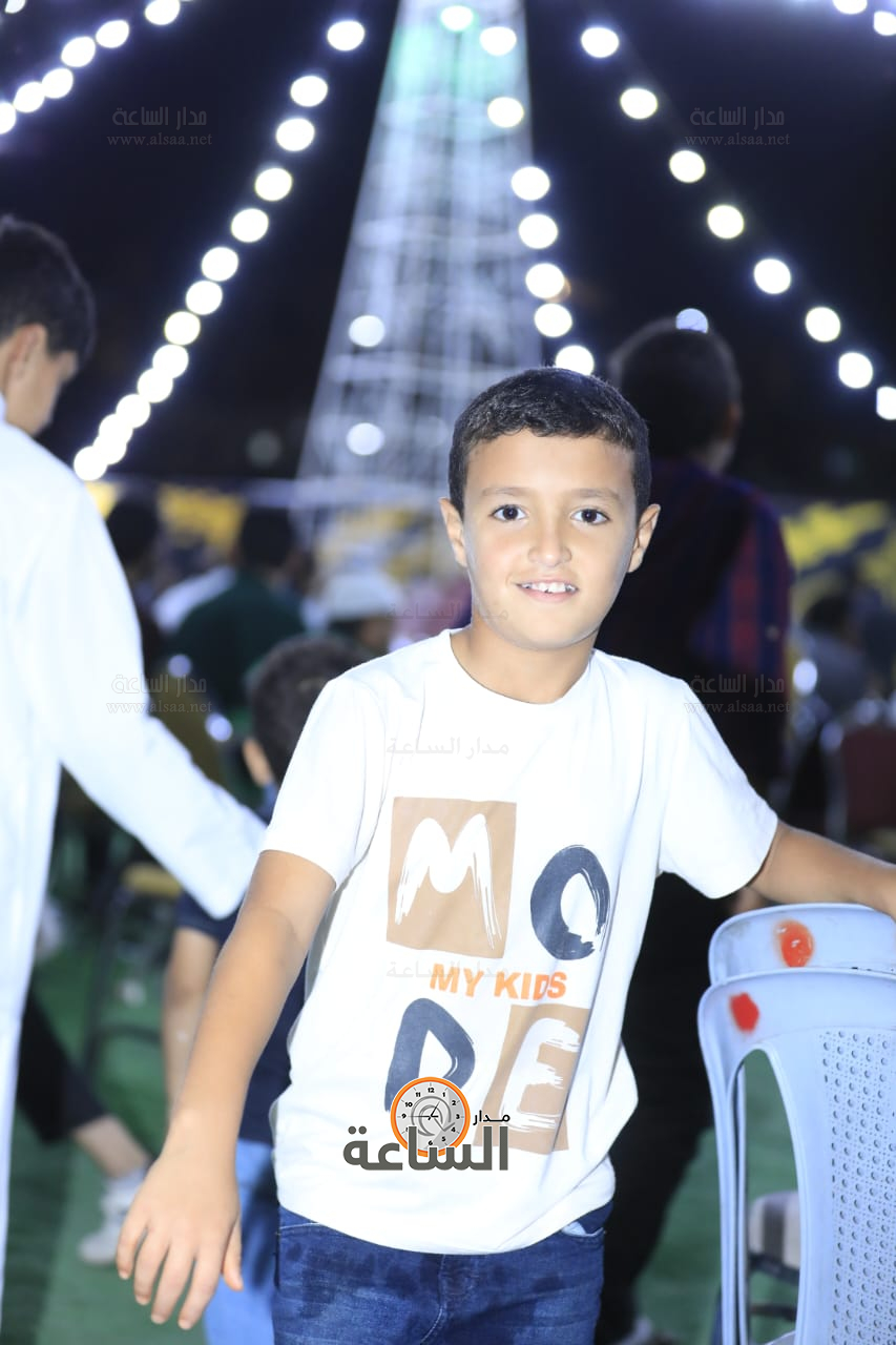 Madar Al-Saa Images 0.42298879317190496