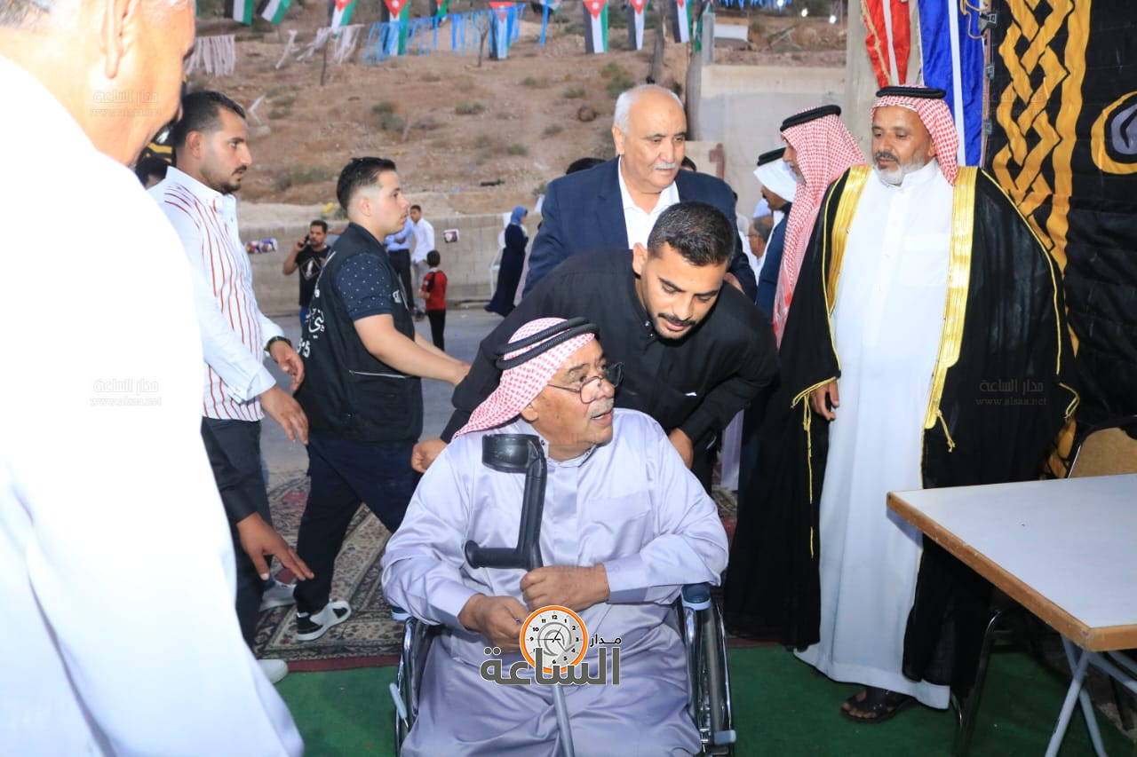 Madar Al-Saa Images 0.4597851147755976