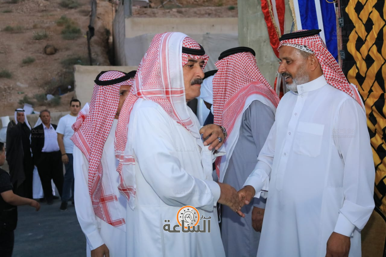 Madar Al-Saa Images 0.4172858904002429