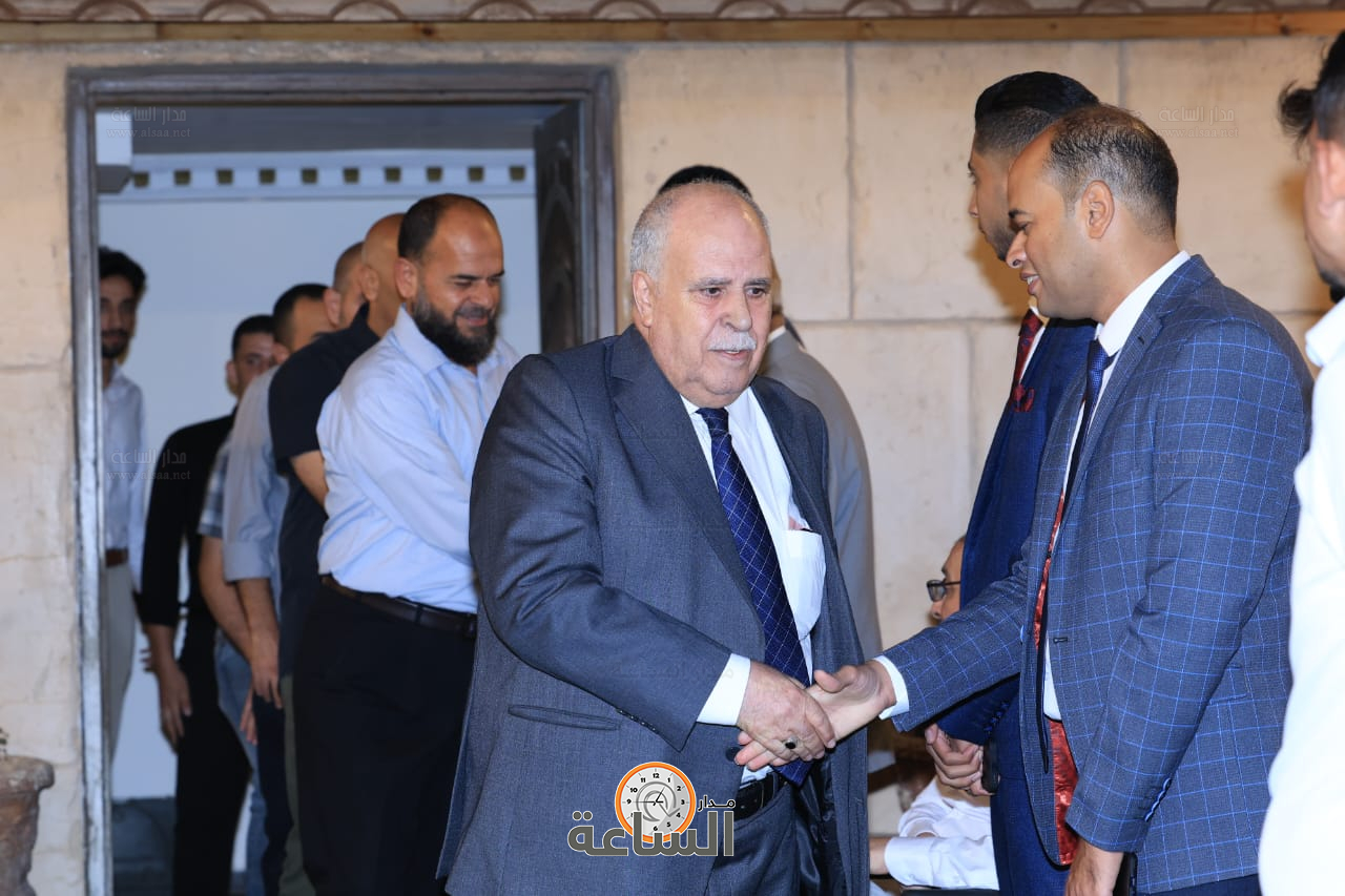 Madar Al-Saa Images 0.3301493016209087