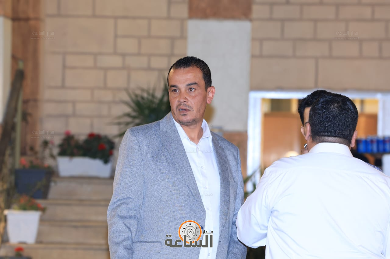 Madar Al-Saa Images 0.04391456333656951