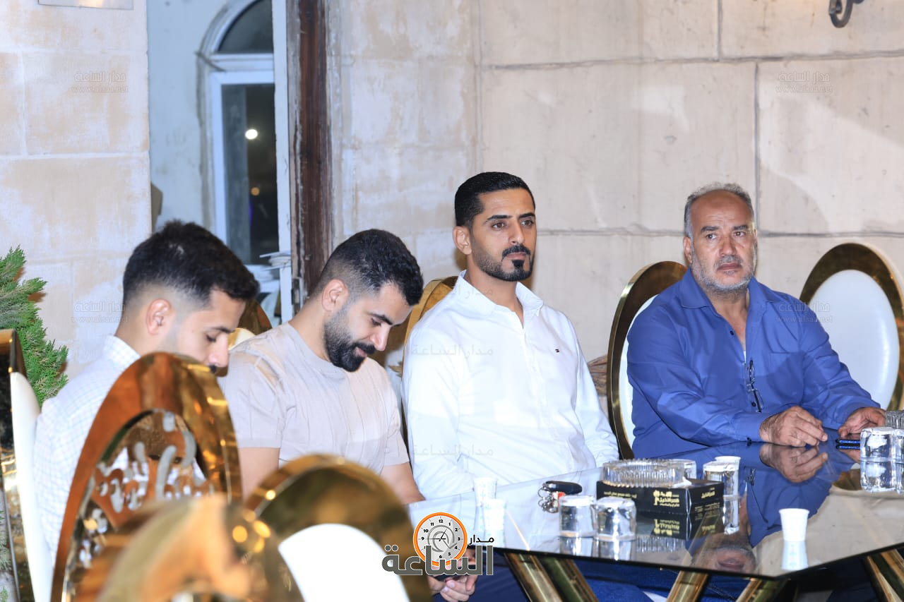 Madar Al-Saa Images 0.42534632394904415