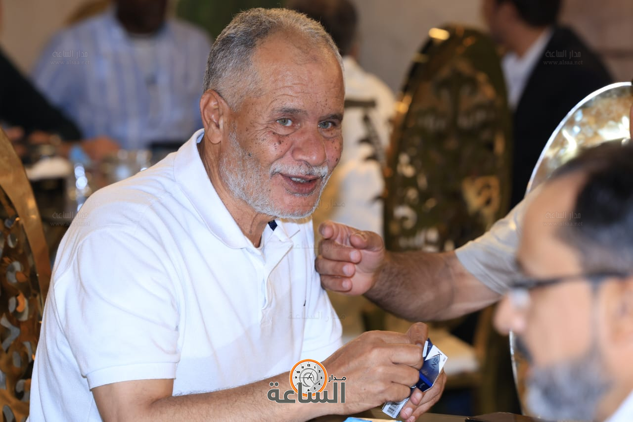 Madar Al-Saa Images 0.1668849528823968