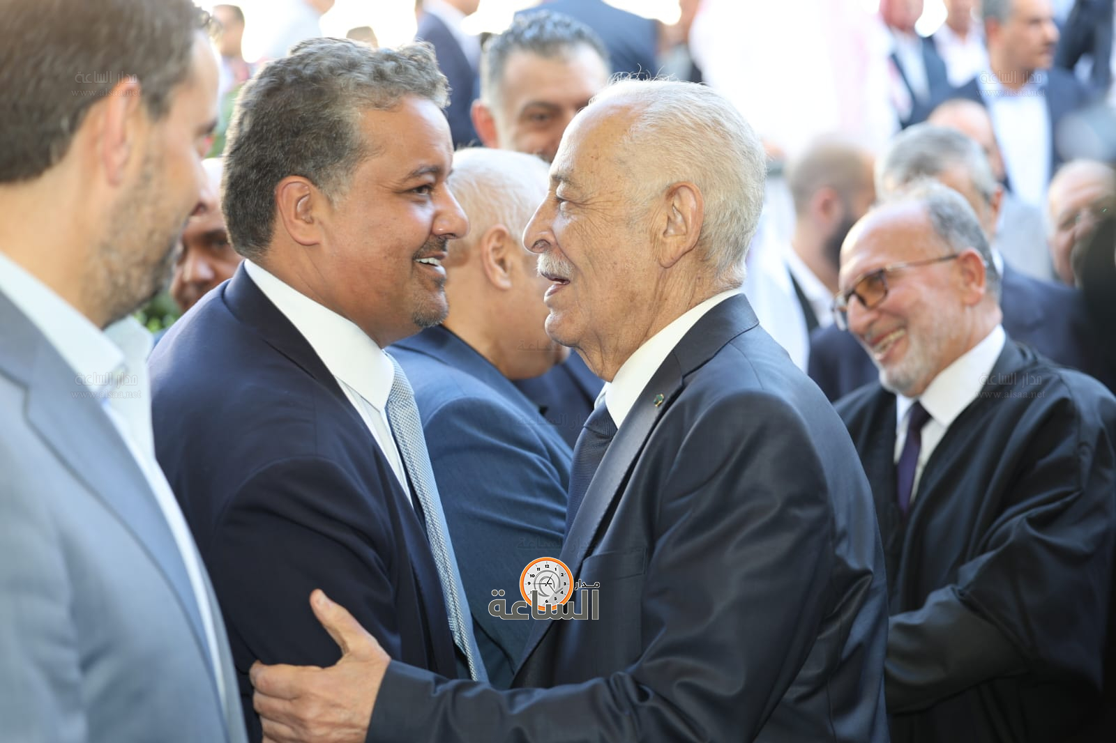 Madar Al-Saa Images 0.3600230106179906