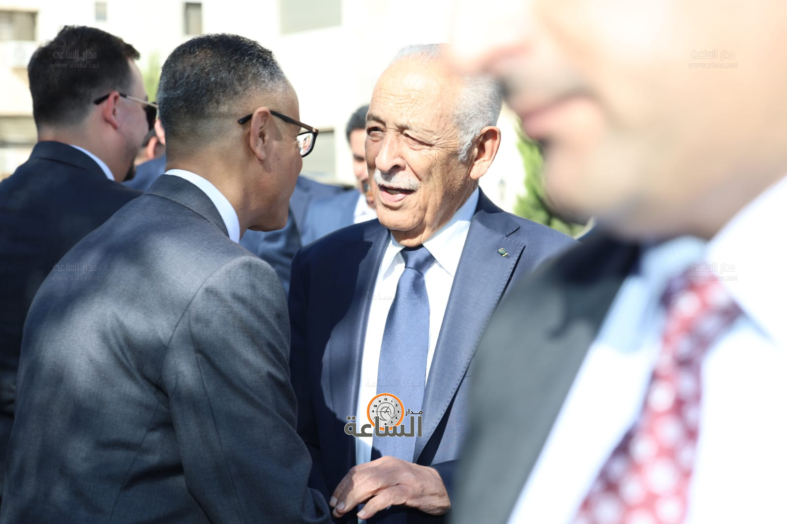 Madar Al-Saa Images 0.9114175147830844