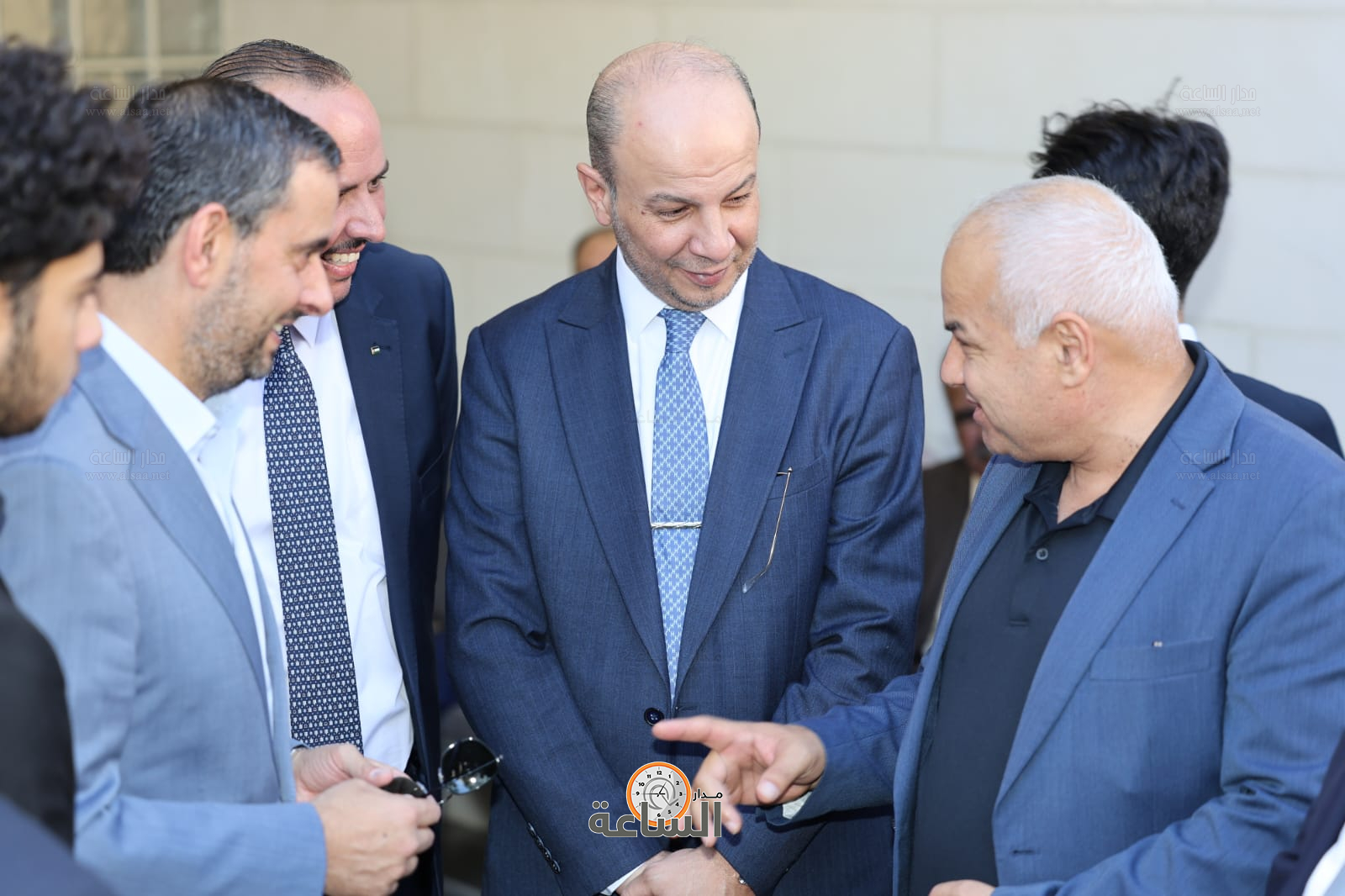 Madar Al-Saa Images 0.10914903079415705