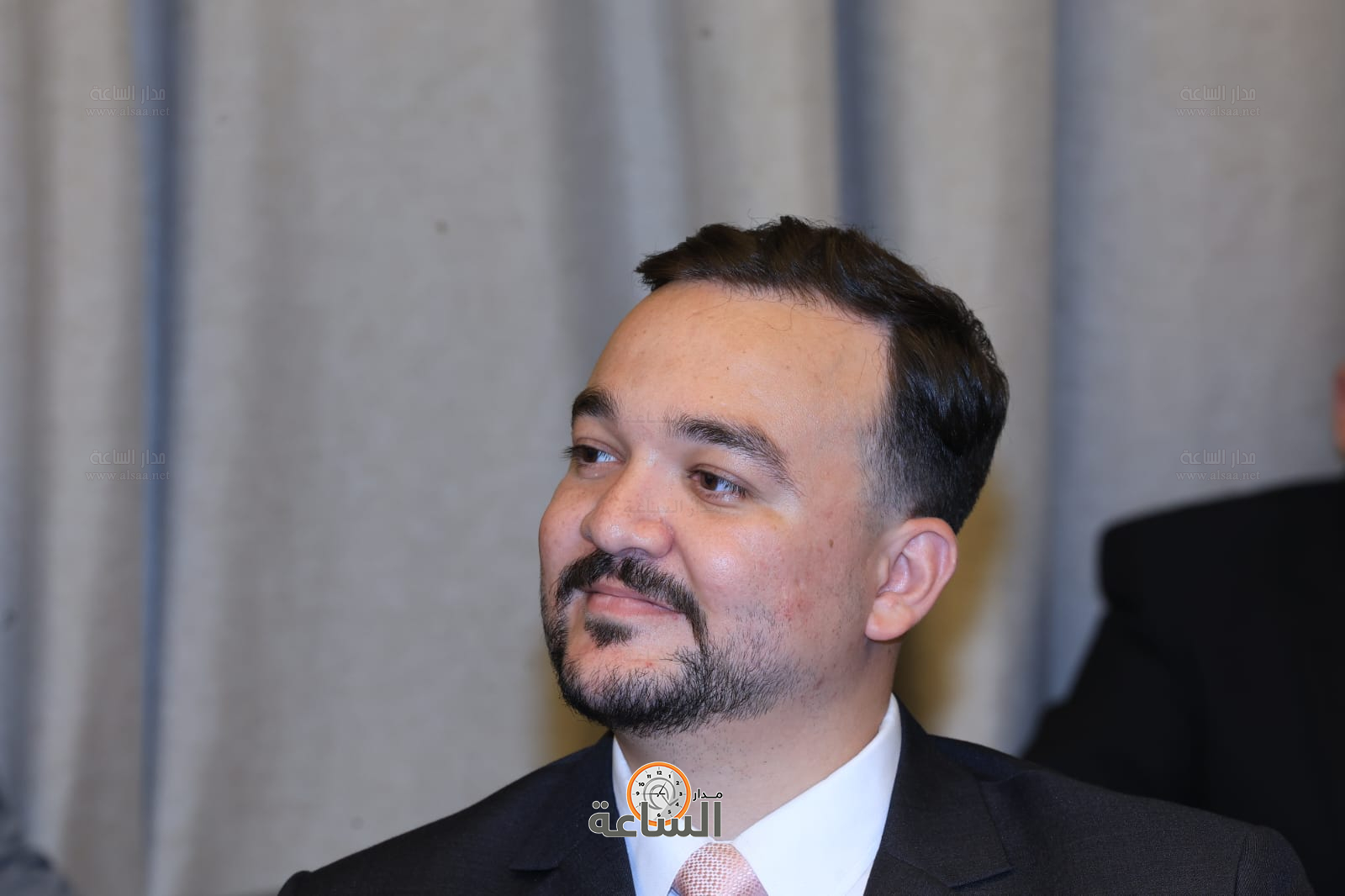 Madar Al-Saa Images 0.9913723656164968