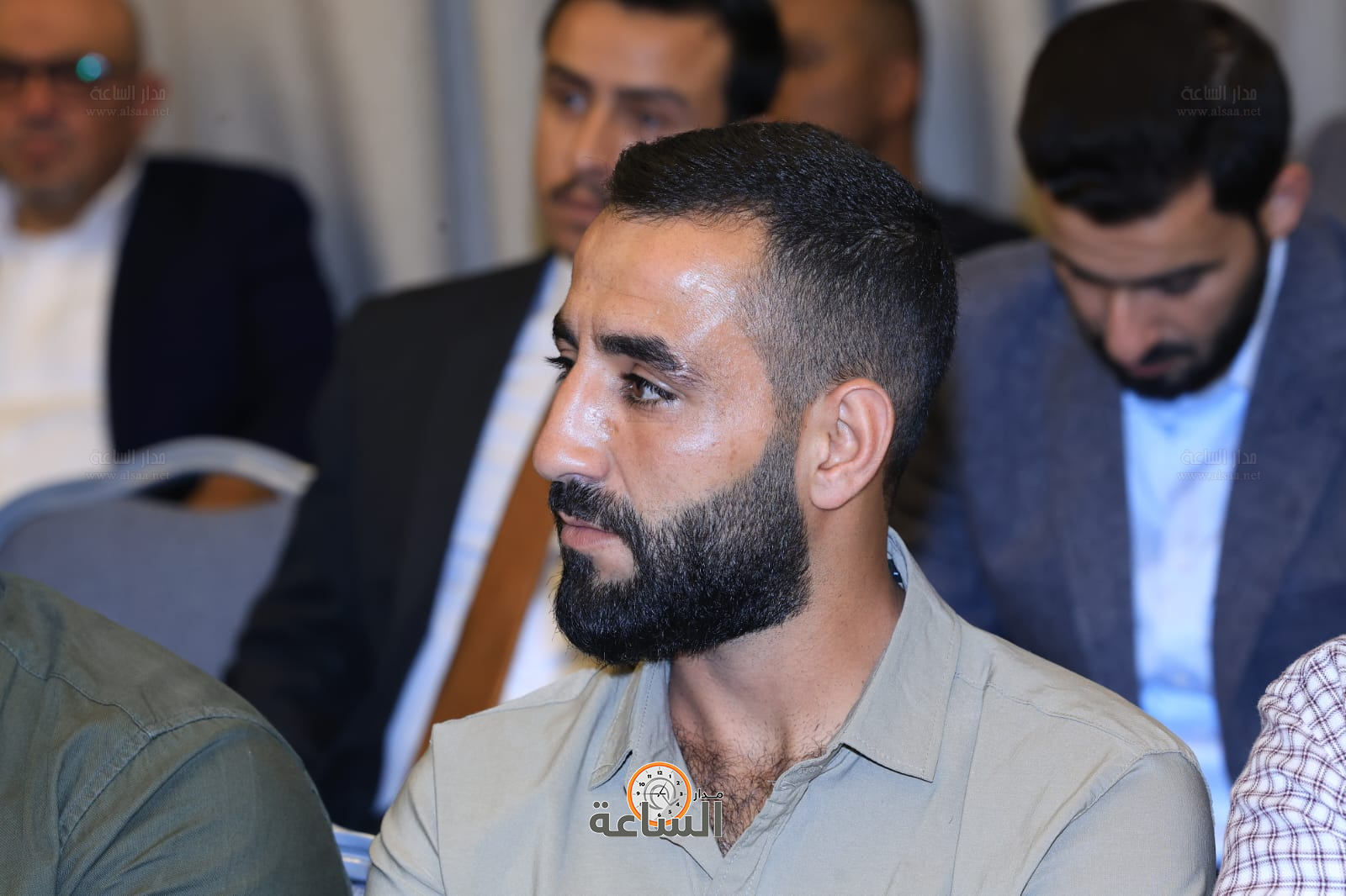 Madar Al-Saa Images 0.37154400389881137