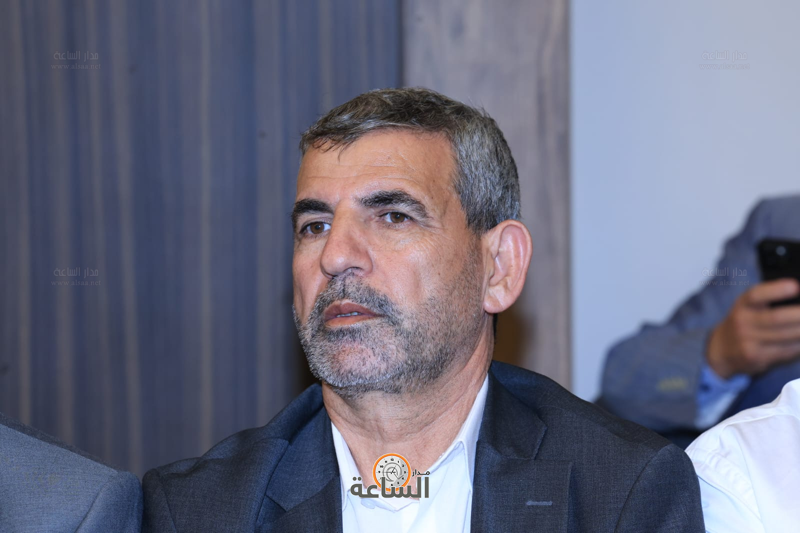 Madar Al-Saa Images 0.30320040505513224