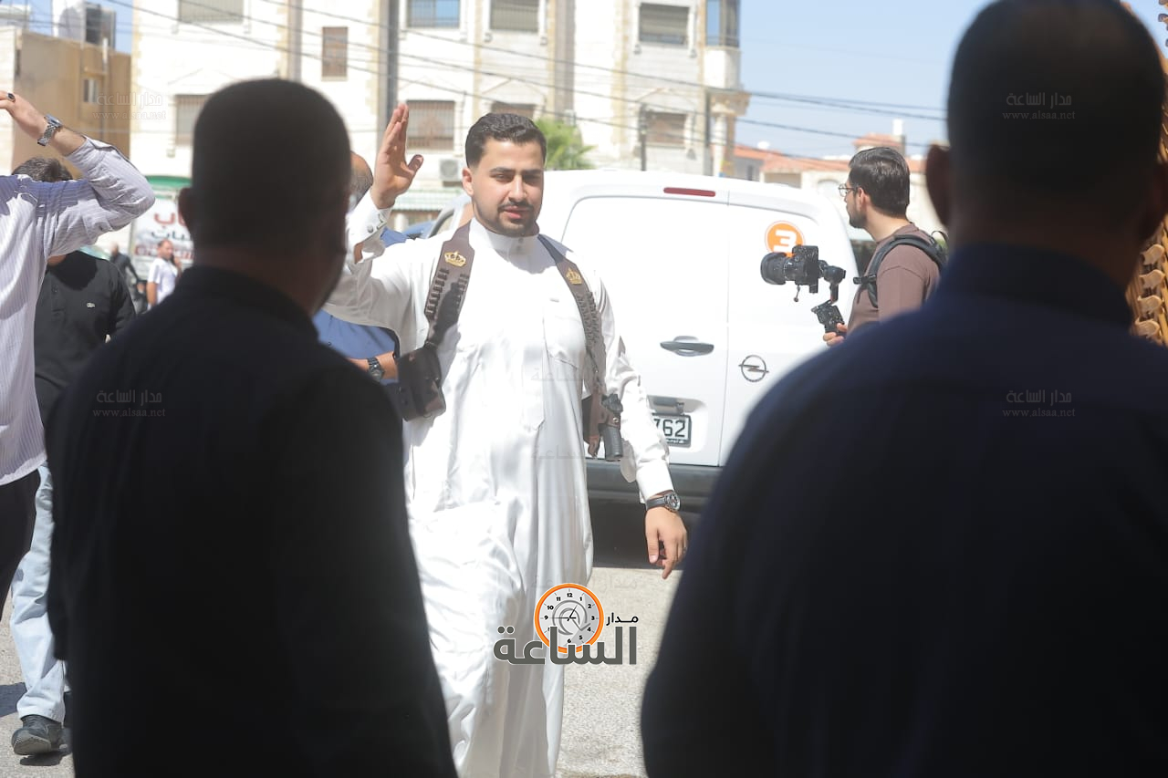 Madar Al-Saa Images 0.12447409073403104