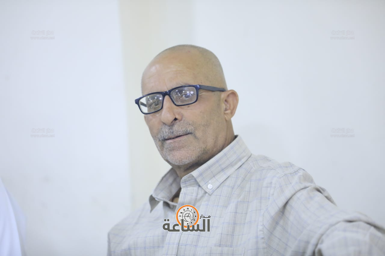 Madar Al-Saa Images 0.49974116368813015