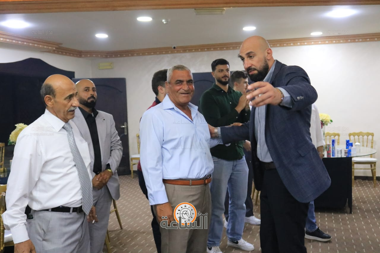 Madar Al-Saa Images 0.9259809903530152