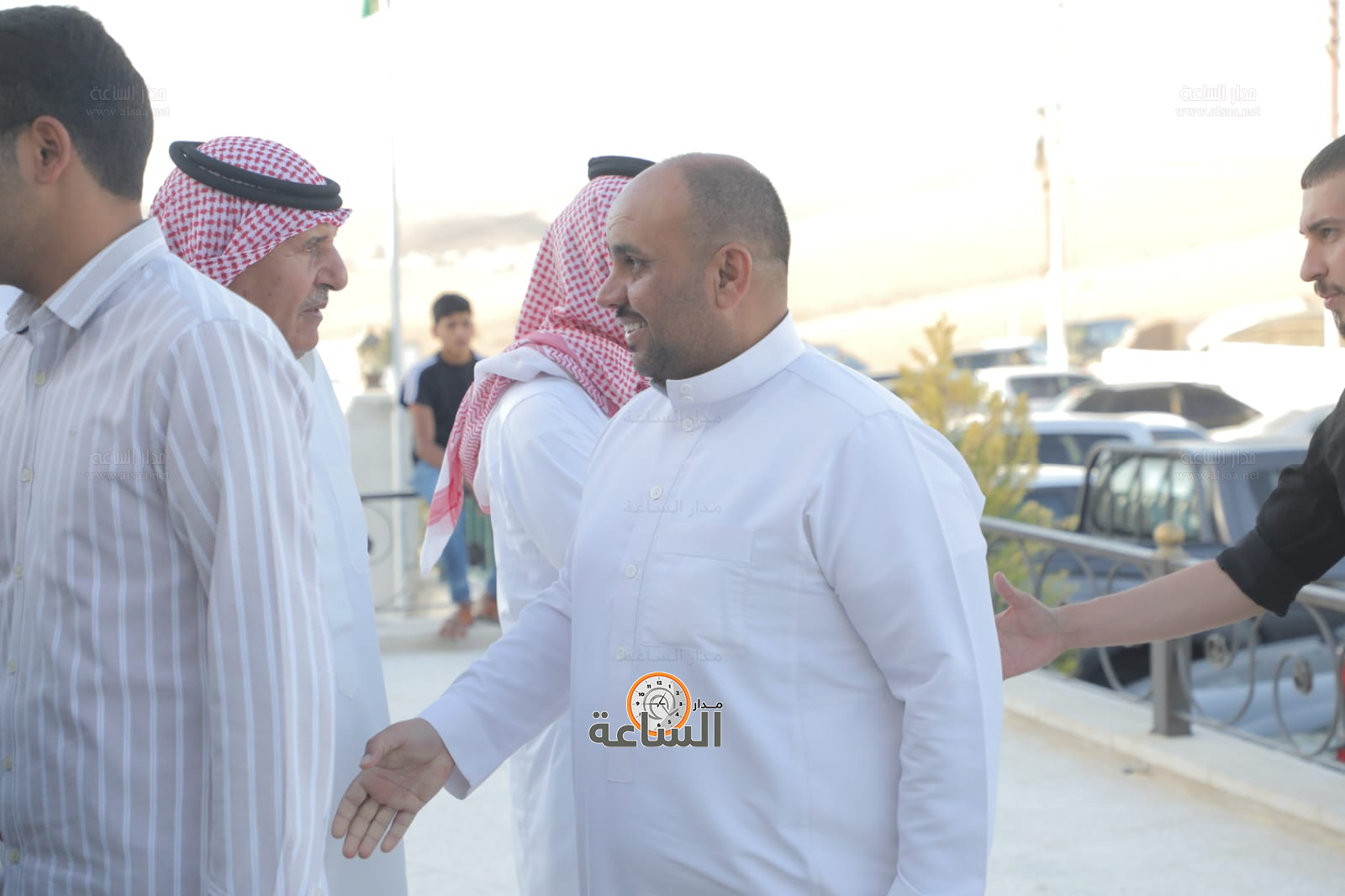 Madar Al-Saa Images 0.4386164626943142