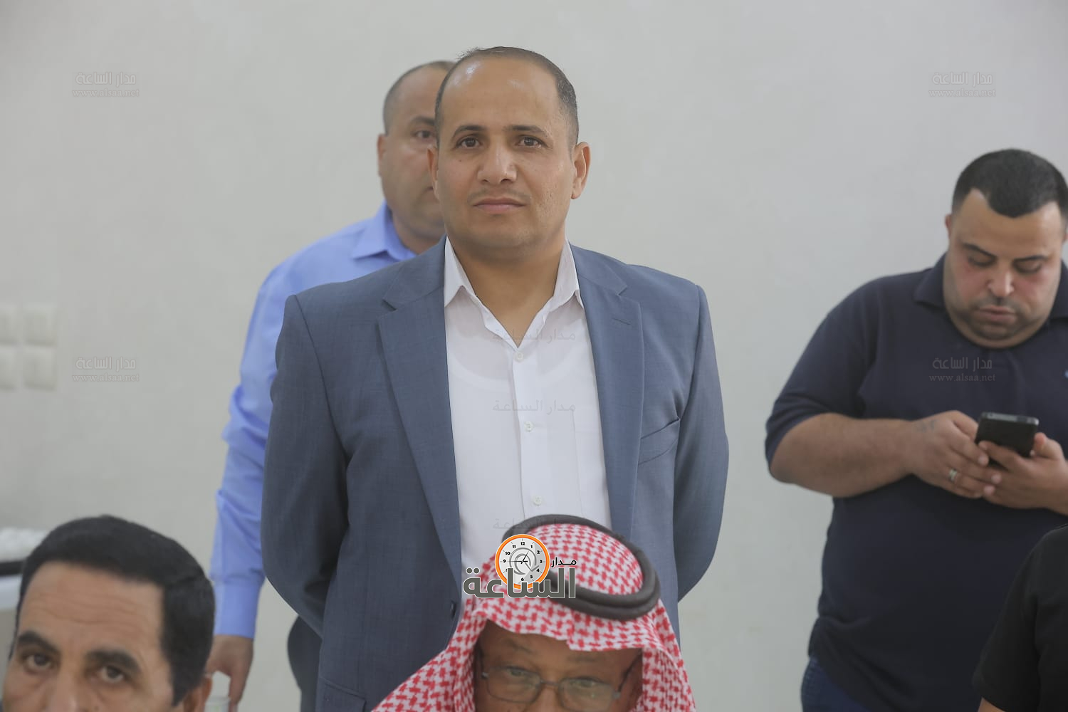 Madar Al-Saa Images 0.18800123332225493