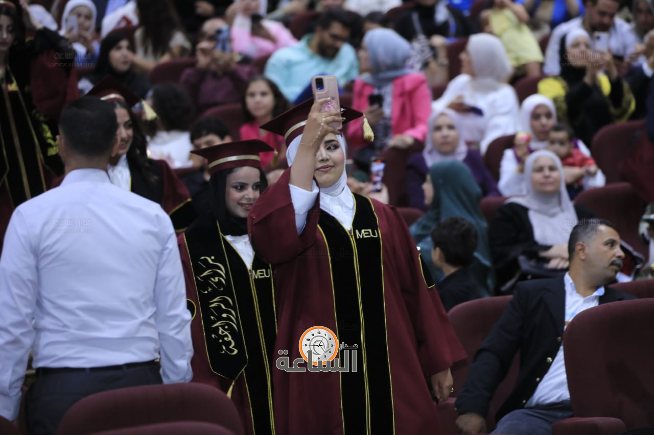 Madar Al-Saa Images 0.8040612304337059