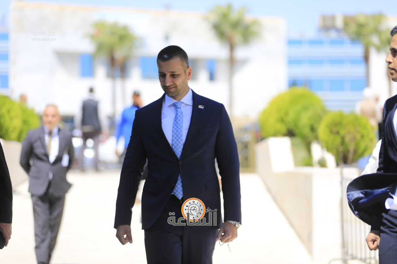 Madar Al-Saa Images 0.7736093795325936