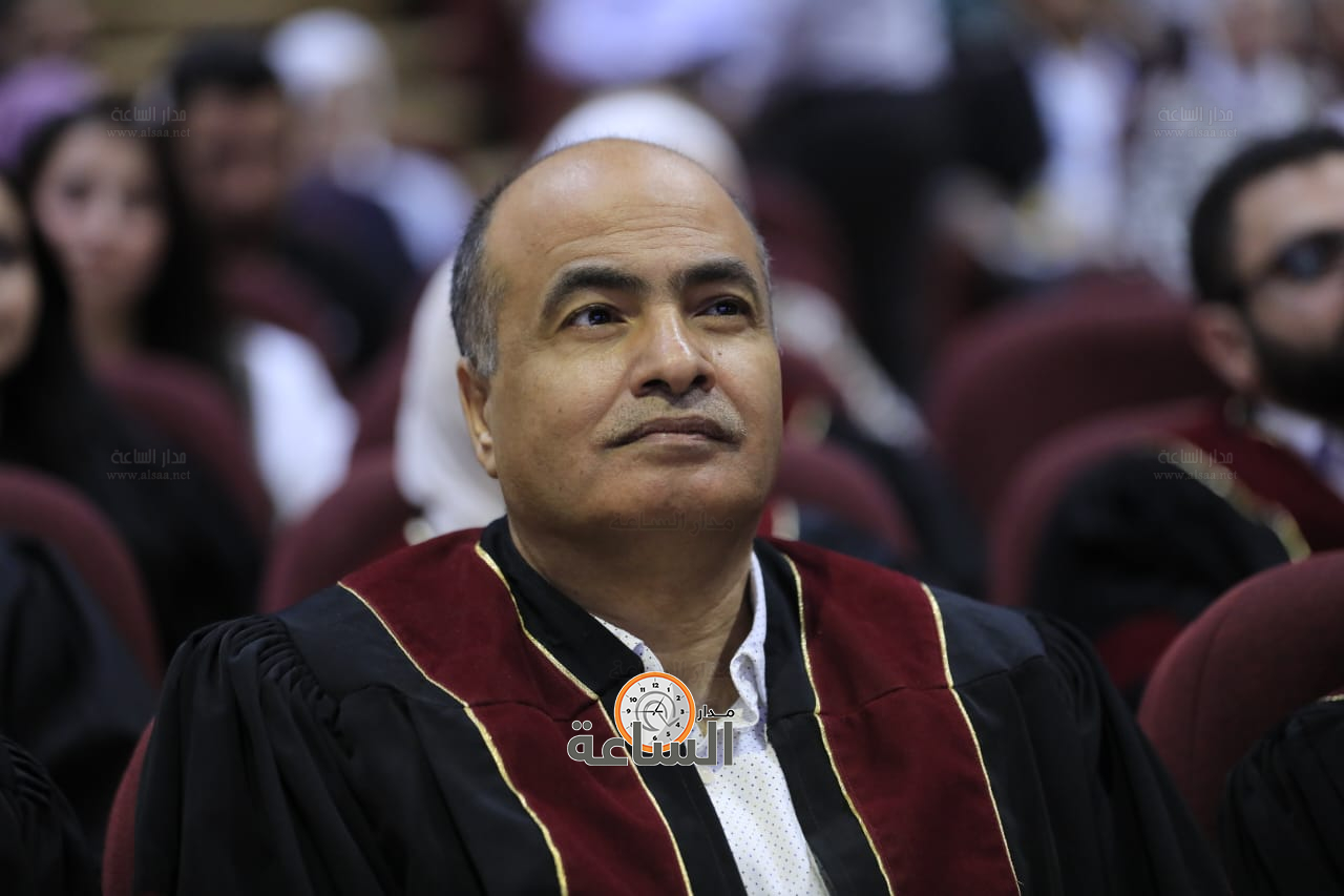 Madar Al-Saa Images 0.3252914682900915