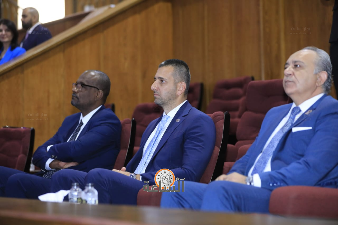 Madar Al-Saa Images 0.6864088949956697