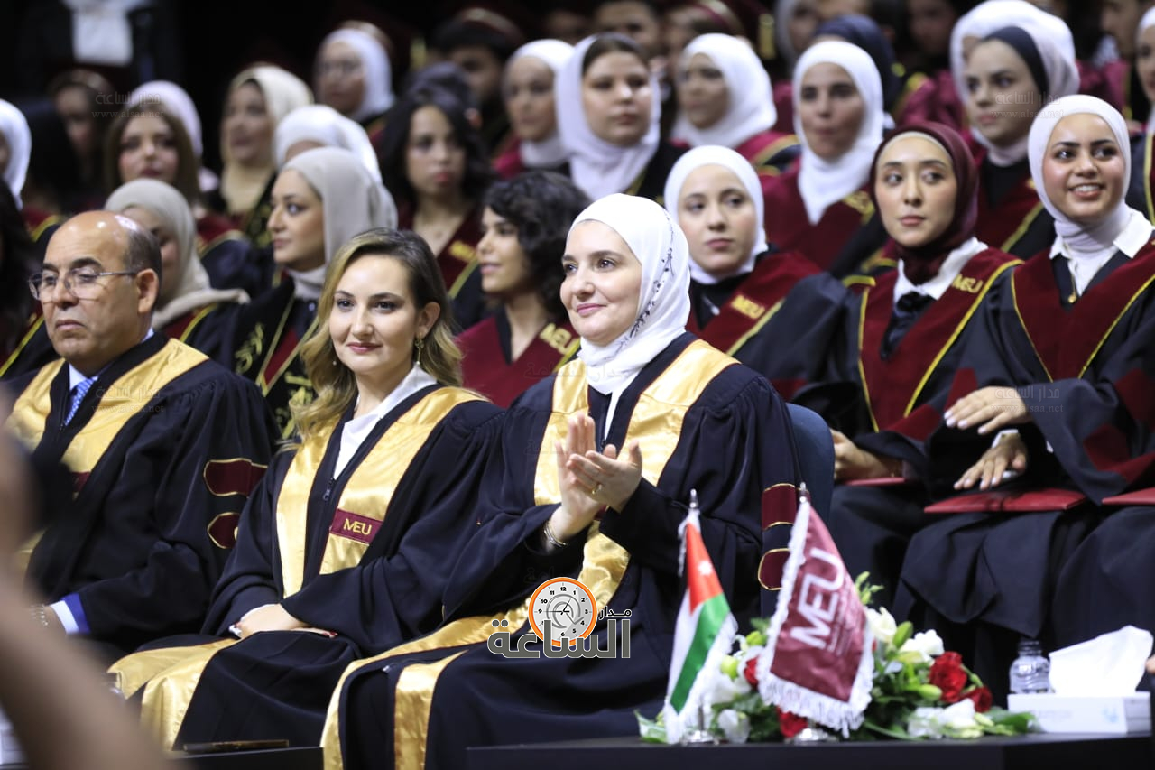 Madar Al-Saa Images 0.9746980815777392