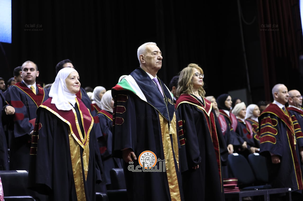 Madar Al-Saa Images 0.7271876855551488