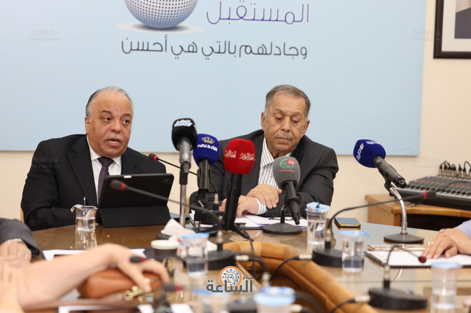 Madar Al-Saa Images 0.8992060398370122