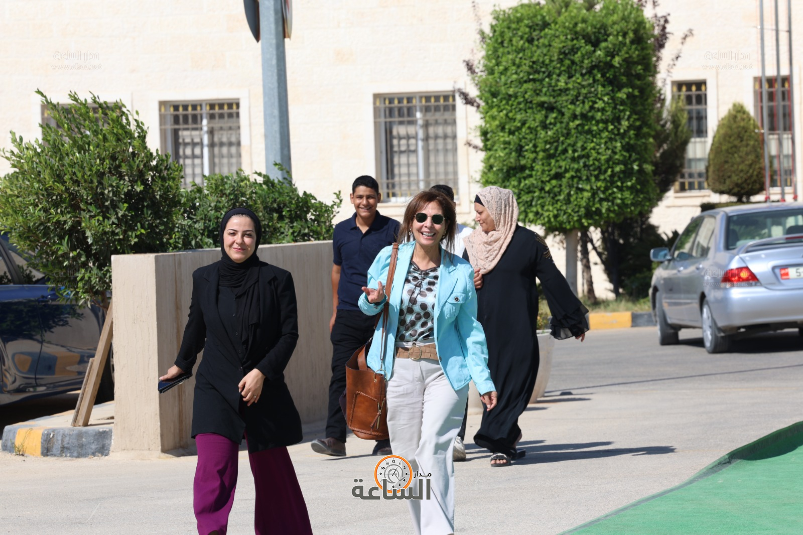 Madar Al-Saa Images 0.20151290973510405