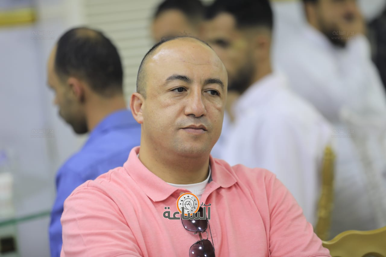 Madar Al-Saa Images 0.685471075349201