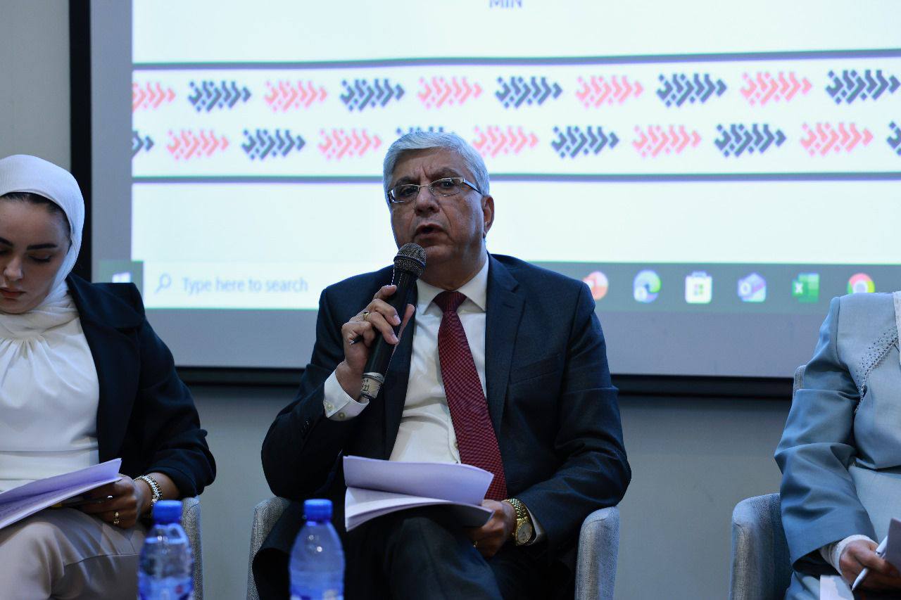 Madar Al-Saa Images 0.7242827097684835