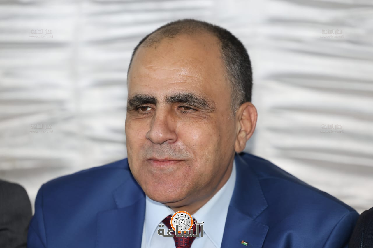 Madar Al-Saa Images 0.24894772324675307