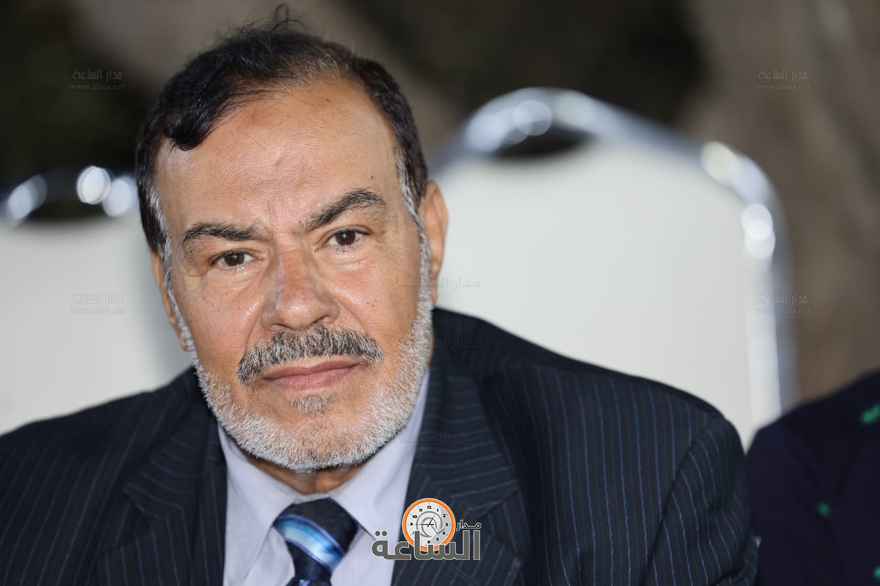 Madar Al-Saa Images 0.40419408598024253