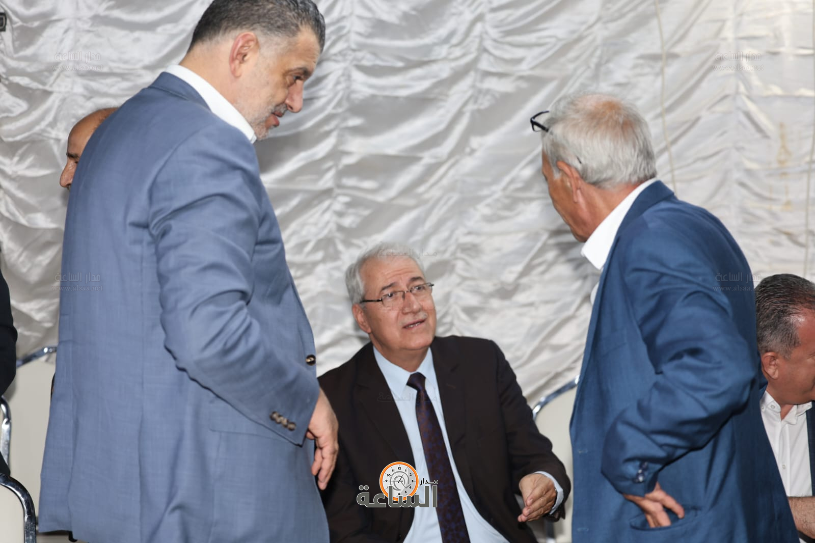 Madar Al-Saa Images 0.8112152155463407