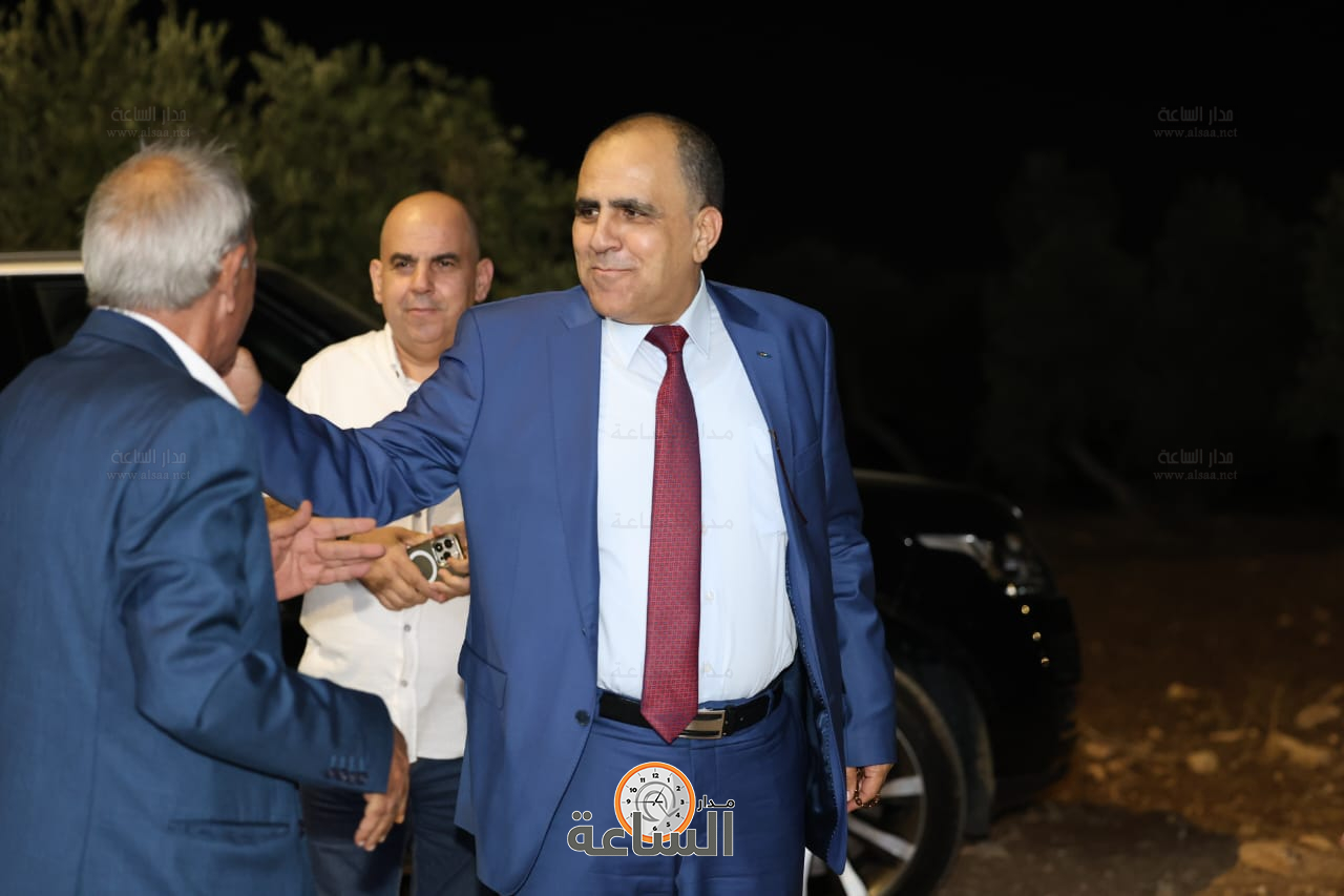 Madar Al-Saa Images 0.7149521181124439