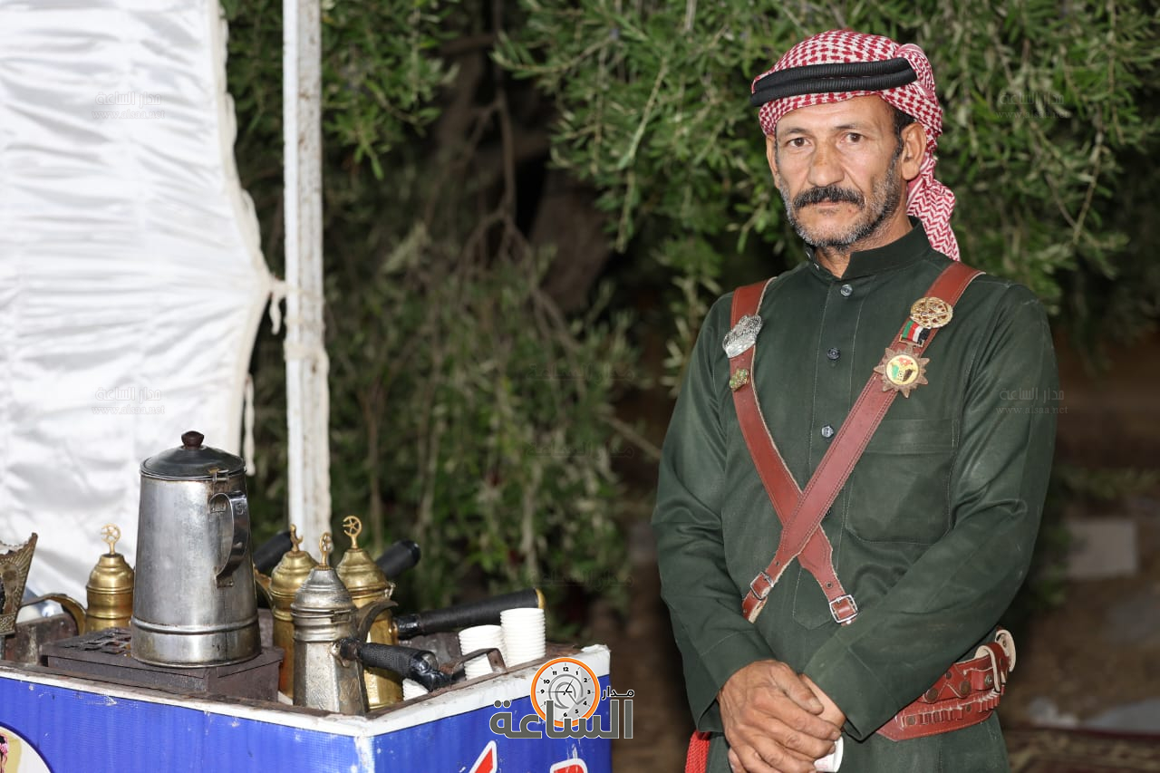 Madar Al-Saa Images 0.47263386996330237